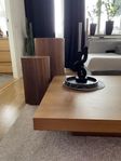 soffbord med 2 sidobord i valnöt 