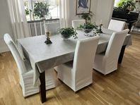 Stort matsalsbord