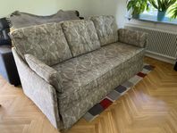 Bäddsoffa omställbar enkel till dubbelsäng