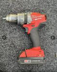 MILWAUKEE M18 ONEPD Slagborrmaskin / 135Nm /Bluetooth