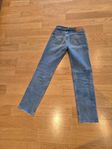 Levi´s low pitch straight jeans 