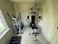 multigym / hemmagym, crosstrainer, hantlar 