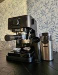 Dēlonghi Espressomaskin med Tillbehör