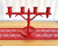 Ljusstake i gammal klassisk stil + Vävd broderad löpare