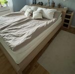 Dubbelsäng Ikea Sultan Sagvåg och Stamnäs med sänggavel 