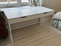 Skrivbord Alex IKEA 132x58 cm