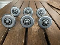 6 st knoppar/handtag! silverfärgade! mkt fint skick! 