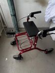 Rollator med sits