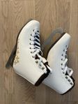Bladerunner Aurora Figure Skates