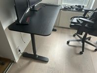 Bekant skrivbord