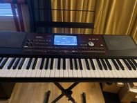Korg pa 700