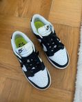 Nike Dunk Panda