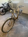 Retro gul Monarkcykel