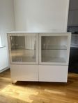 Vitrinskåp IKEA Bestå