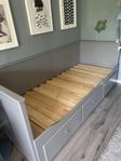 HEMNES Dagbäddstomme med 3 lådor, grå, 80x200 cm