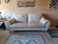 Alice beige skinnsoffa 2- och 3-sittsig