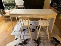 Skrivbord Ikea Berså +stolar