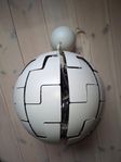 Lampa. ser ut som dödstjärnan i Starwars