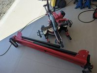 Kap- och gersåg 230 V 1800 W 254 mm med sågbord