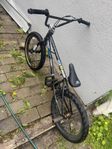 bmx, för ca 11-15 år 