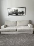 Beige 2.5 sits soffa