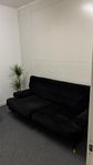3-sits sammetssoffa