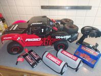 Traxxas UDR, laddare och batterier