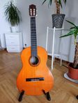 Fin akustisk gitarr Yamaha CG 100 A