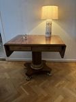 Matbord / vintage / lådor 