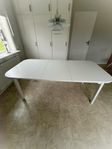 Massivt matbord - Stolab