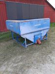Container 
