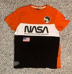 Snygg T-shirt NASA stl 170/176