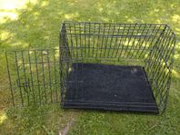 Hundbur med grind på långsidan 
