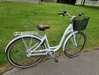 Damcykel 28 tum tre växlar 