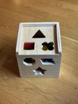 Plocklåda med 12 geometriska klossar, Melissa & Doug