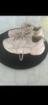 Adidas skor