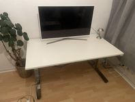 Skrivbord höj- och sänkbart 140x80