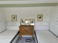 2 Ikea Hemnes
