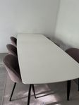 Matbord + 6 stolar 