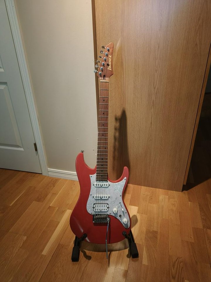 Ibanez az2204 scr