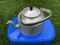 gammal stor kaffepanna