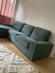 KIVIK 3-sits soffa med schäslong i grönt