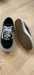 Vans sneakers skateskor stl 39