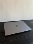 MacBook Pro 16" M1 Max – 64 GB RAM / 1 TB SSD – Bra skic