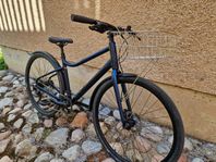 White AX 28"
