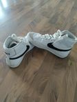 Nike strl 40