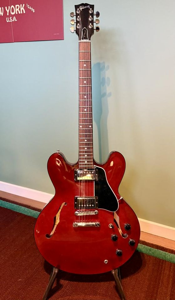 Gibson ES-335