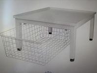Stativ med korg till tvättmaskin