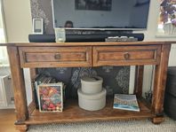 Sideboard med 2 lådor