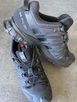 Salomon women’s XA Pro 3D V9 GORTEX